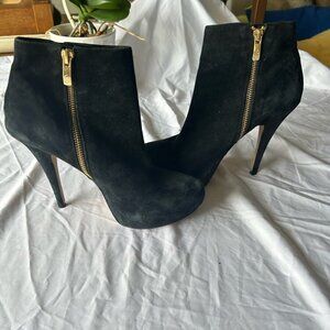 Vince Camuto Black Suede Bootie Size 7 Jardine Platform Shoes